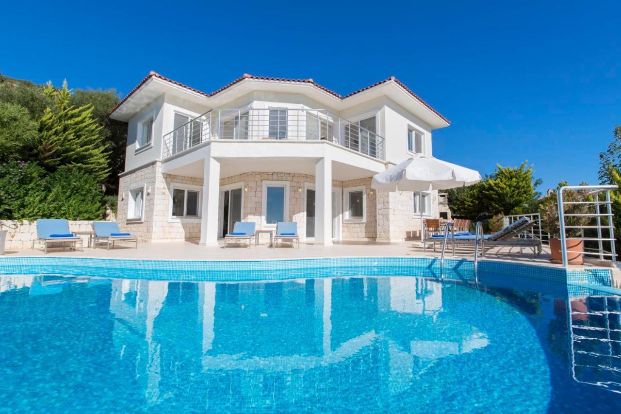 Iskenderun Villa Sleeps 10 With Pool And Air Con Yenikoy  Eksteriør billede